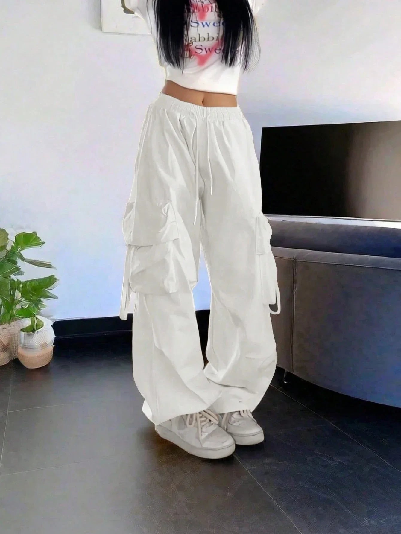 Loose Fit Cargo Pants With Drawstring Pockets For Casual Streetwear