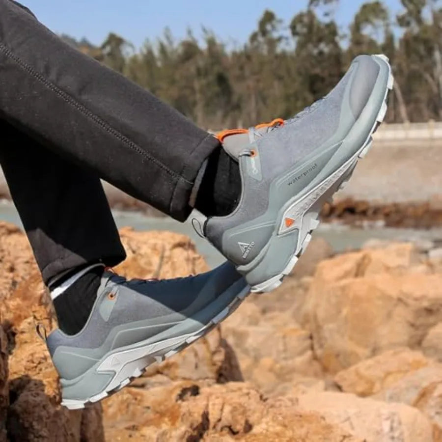 All-Terrain Waterproof Hiking Shoes For Men Breathable And Lightweight