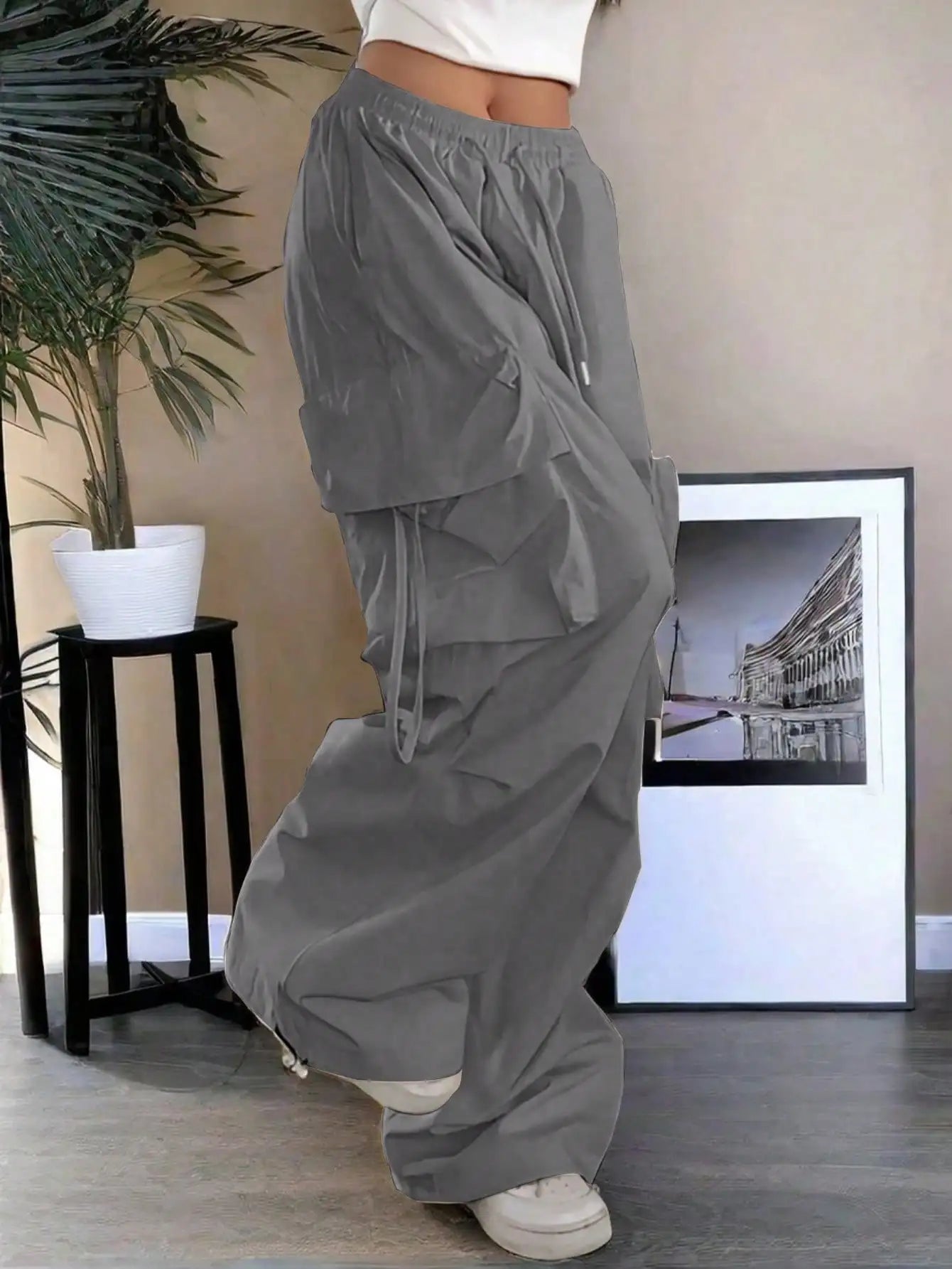 Loose Fit Cargo Pants With Drawstring Pockets For Casual Streetwear
